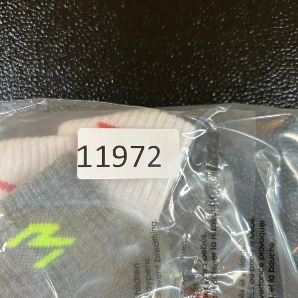 Nike‎ Kids Socks 3 Pair Gray White Red Orange Green Ankle Athletic One Size